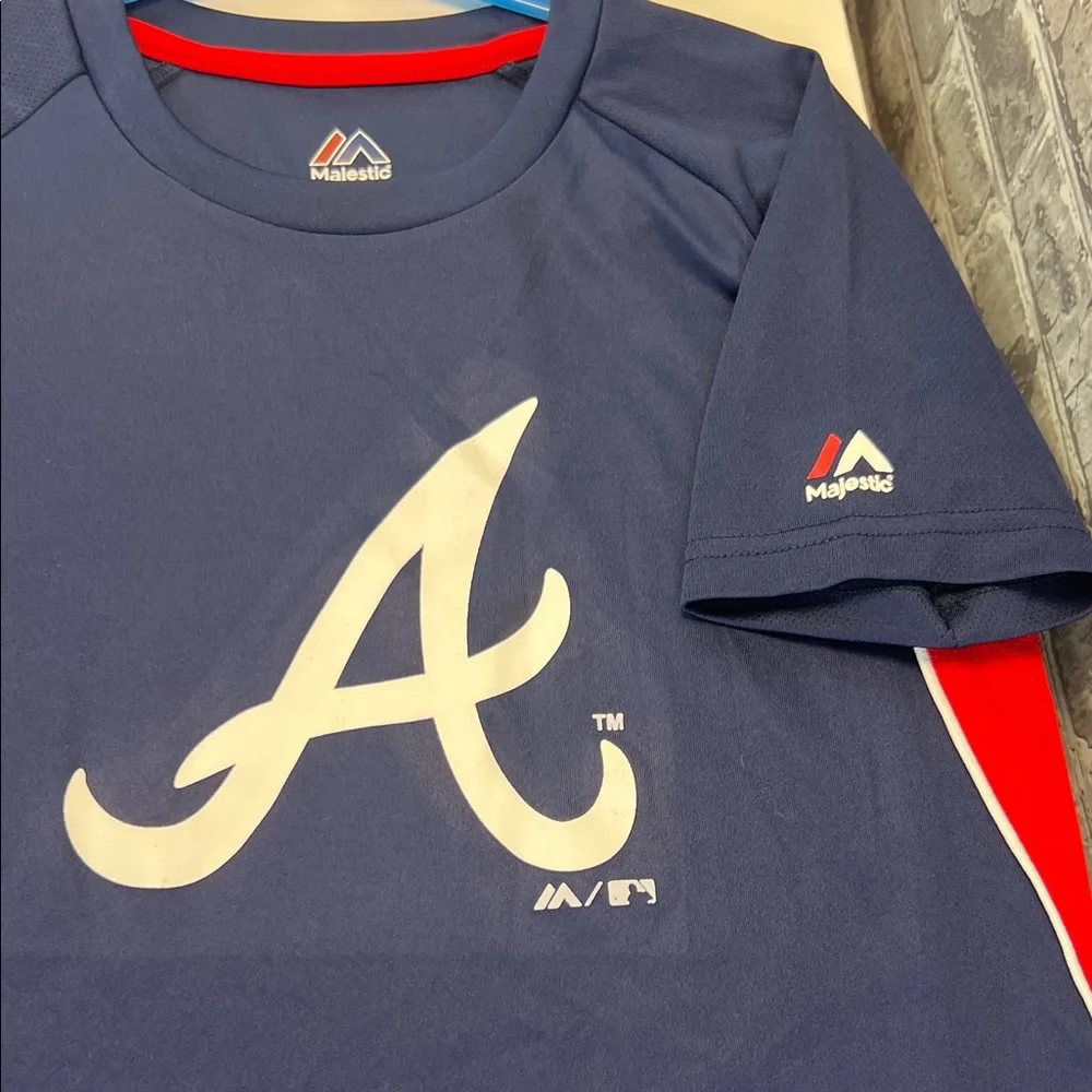 Boy's Atlanta Braves shirt - Picture 7 of 8